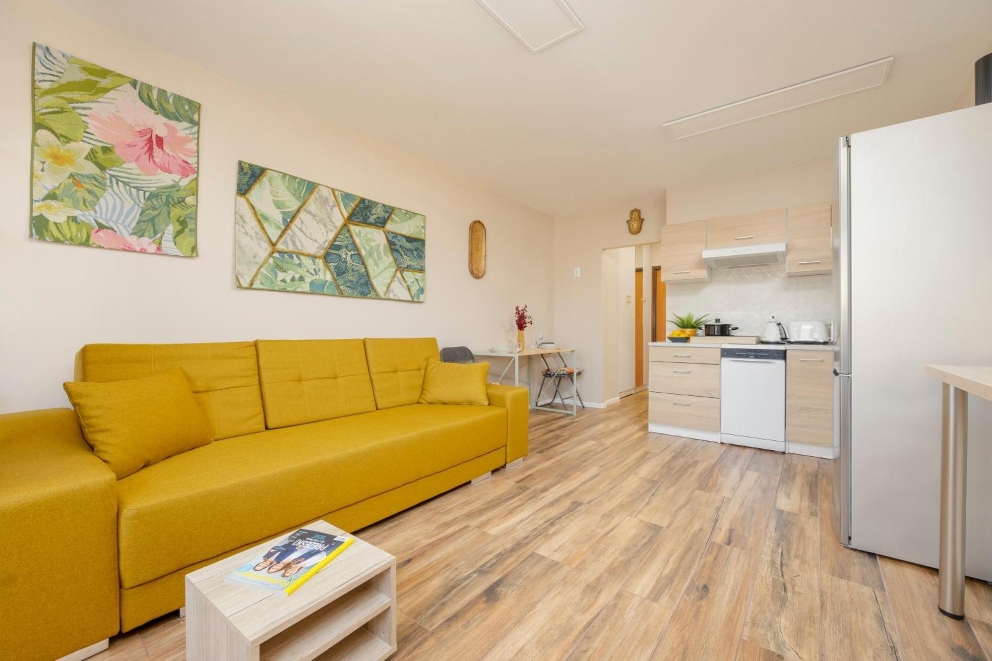 Zoliborz Modern Apartment 8Th Floor By Noclegi Renters Warsaw Exterior photo